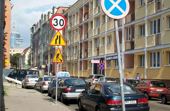Miasta: Parkowanie jest w Polsce zbyt tanie