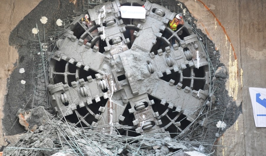 Metro: Zrób sobie selfie z Krystyną i Marią Metro: Zrób sobie selfie z Krystyną i Marią