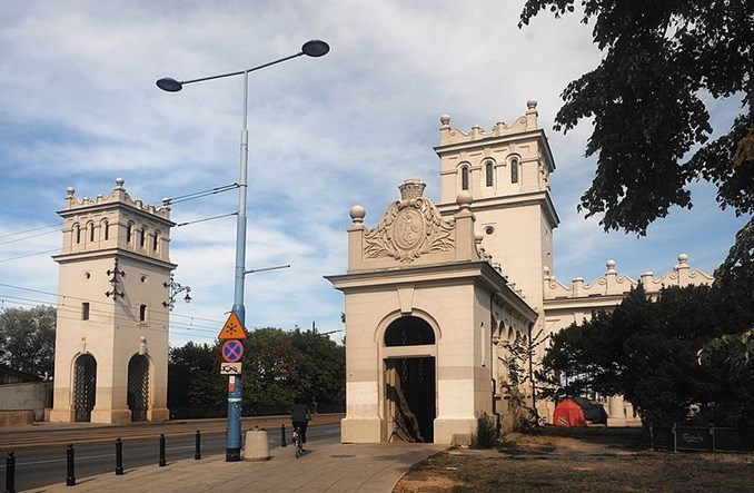 Komentarz. Most Poniatowskiego mniej ważny niż Dubaj?