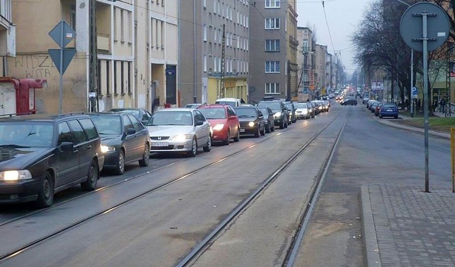 Konferencja NIK. W największych miastach auta są głównymi trucicielami Konferencja NIK. W największych miastach auta są głównymi trucicielami