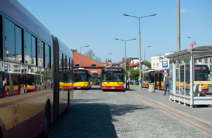 Ustawa PTZ. Projekt nr 11 – umowy na każdą linię osobno. W miastach też