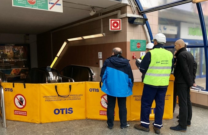 Metro: Na stacji Centrum ruszyły schody ruchome po wypadku