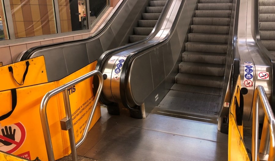 Metro zleca analizę pożarową ws. wymiany schodów na Centrum Metro zleca analizę pożarową ws. wymiany schodów na Centrum