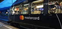 Mastercard: Mieszkańcy miast chcą płacić kartą także za transport