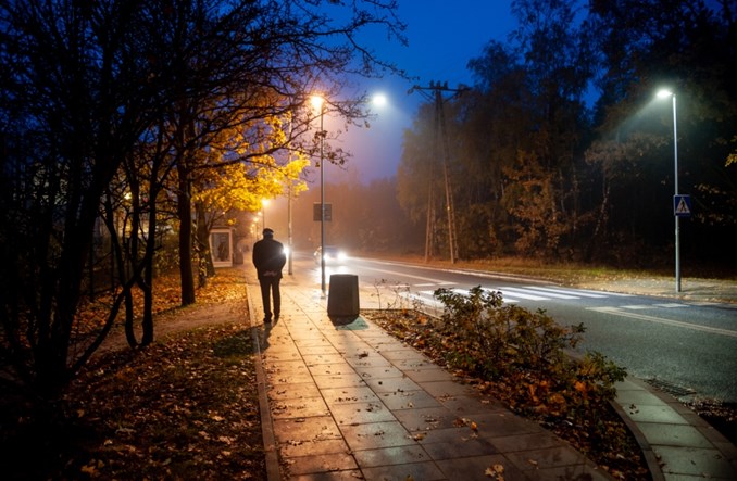 Warszawa chwali się doświetleniami przejść dla pieszych