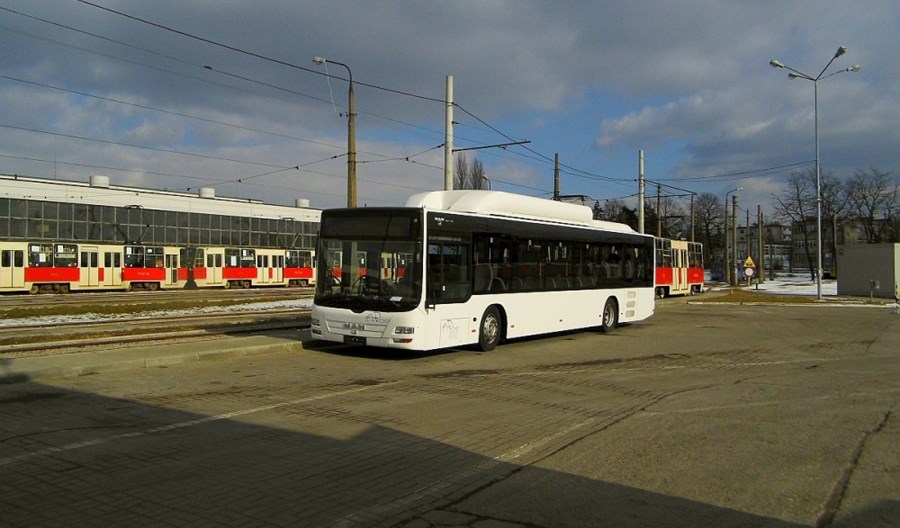 Duże opóźnienie MAN-a z autobusami dla Częstochowy Duże opóźnienie MAN-a z autobusami dla Częstochowy