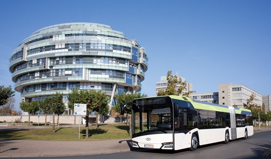 Ryga. Solaris dostarczy kolejne 88 autobusów przegubowych Ryga. Solaris dostarczy kolejne 88 autobusów przegubowych