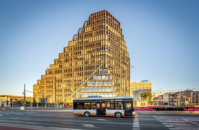 Debiut elektrycznych Solarisów w krajach nadbałtyckich