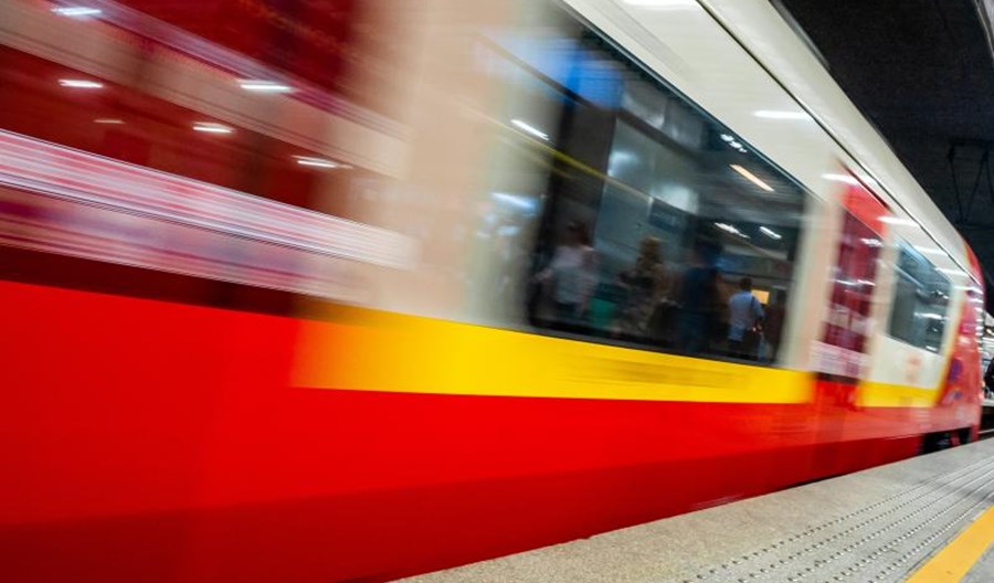 Warszawa Główna. Zamieszanie z rozkładem. Nie będzie autobusu za SKM do lotniska Warszawa Główna. Zamieszanie z rozkładem. Nie będzie autobusu za SKM do lotniska
