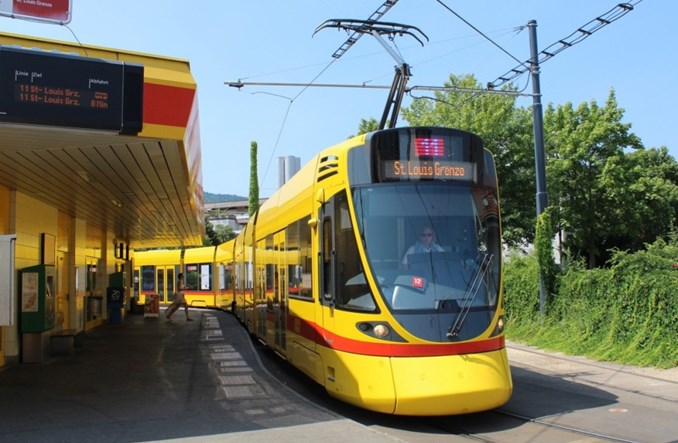 Tramwaje Warszawskie: Dlaczego Stadler złożył świadomie nieważną ofertę?