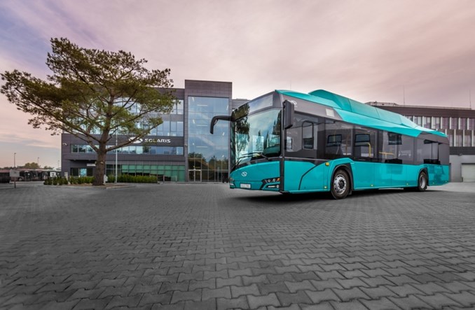 Frankfurt. Solaris dostarczył pięć elektrobusów