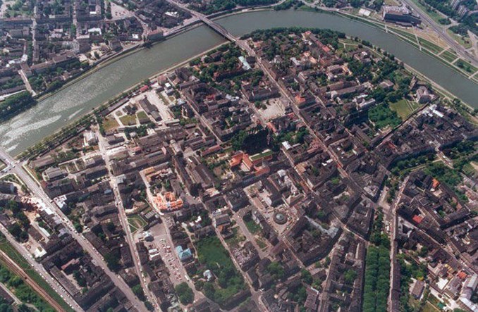 NSA: Ograniczenia w ruchu na krakowskim Kazimierzu zgodne z prawem