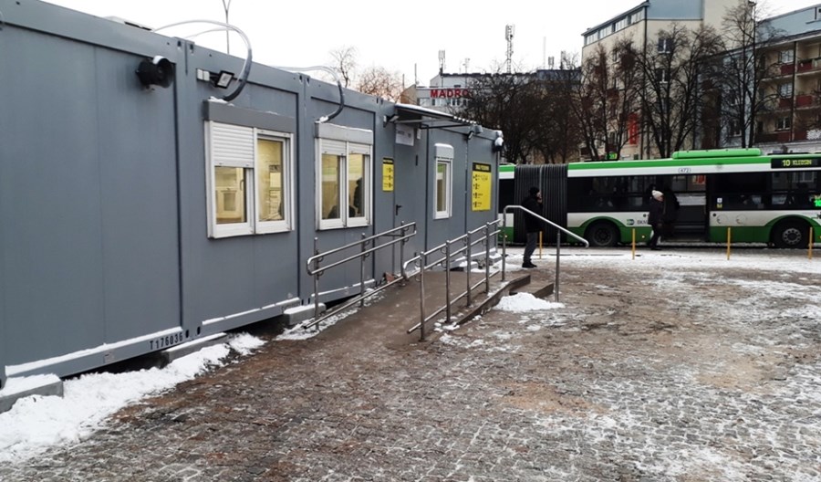 Białystok: Dworzec tymczasowy otwarty. Teraz czas na remont starego budynku Białystok: Dworzec tymczasowy otwarty. Teraz czas na remont starego budynku