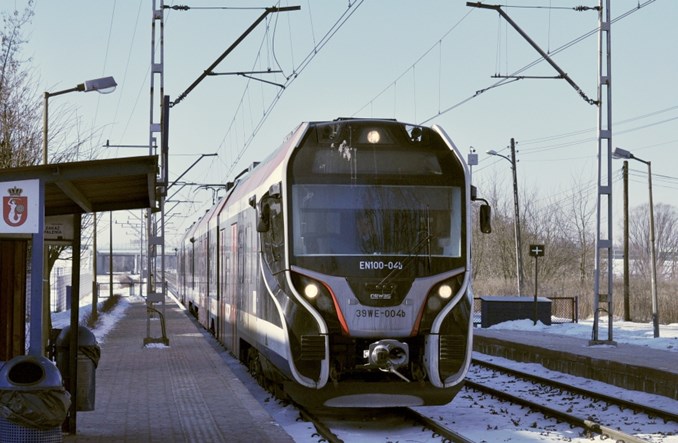 Kto dostarczy biletomaty dla WKD?