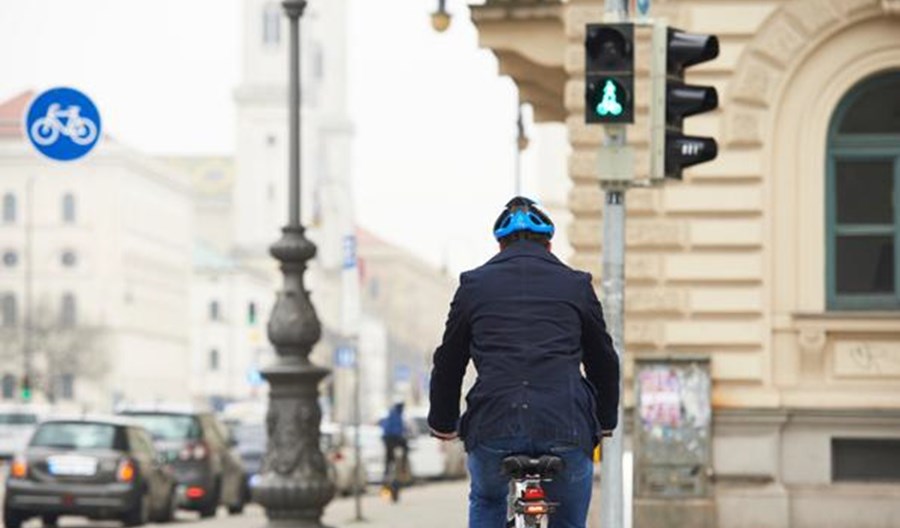 Warszawa. Totemy i „zielona fala” dla rowerzystów już za rok Warszawa. Totemy i „zielona fala” dla rowerzystów już za rok