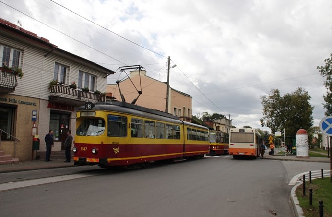 Lutomiersk: Zagrożona linia tramwajowa, niepewny PKS 