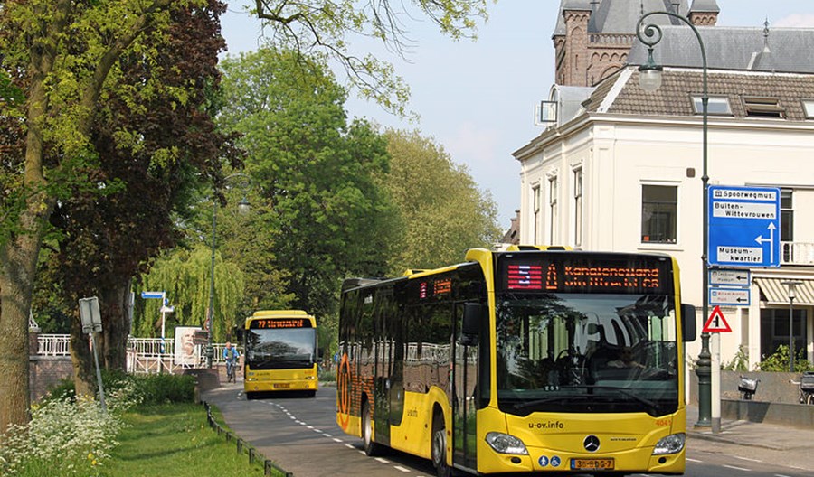 Utrecht zamawia 55 przegubowych autobusów elektrycznych Utrecht zamawia 55 przegubowych autobusów elektrycznych