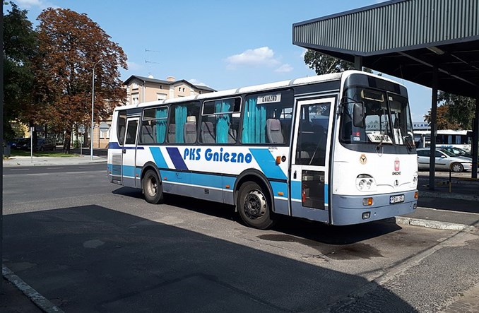Gromadzki: Rząd może rozwiązać problem "białych plam" w transporcie
