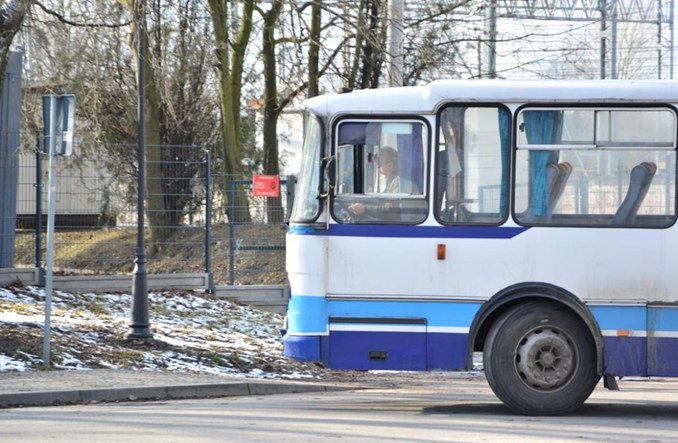 Wolański: Nie dopłacajmy licealistom do prawa jazdy, tylko do biletu