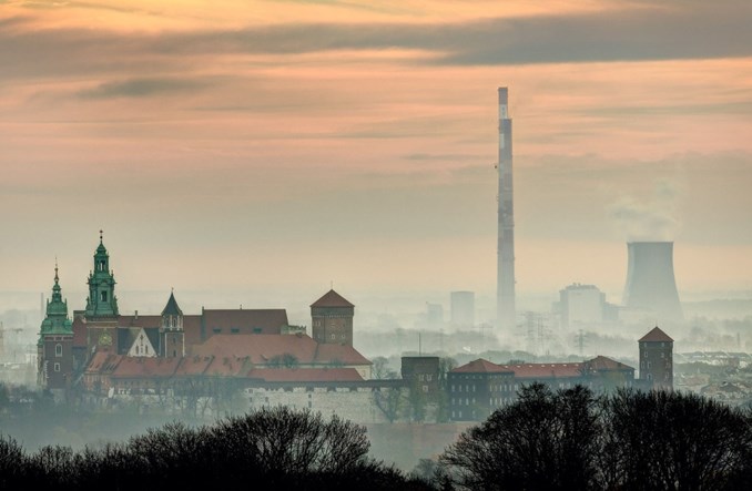 Na likwidację „niskiej emisji” potrzeba 200 mld zł i 20 lat