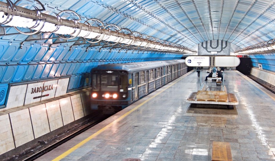 Metro w Dnieprze: Oczekiwanie na dalszy ciąg i sens Metro w Dnieprze: Oczekiwanie na dalszy ciąg i sens