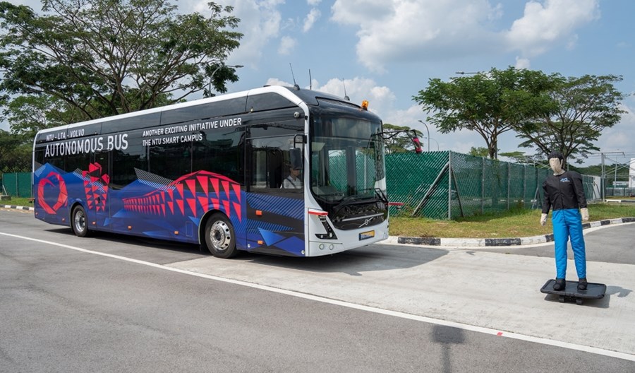 Pierwszy autonomiczny autobus elektryczny Volvo Pierwszy autonomiczny autobus elektryczny Volvo