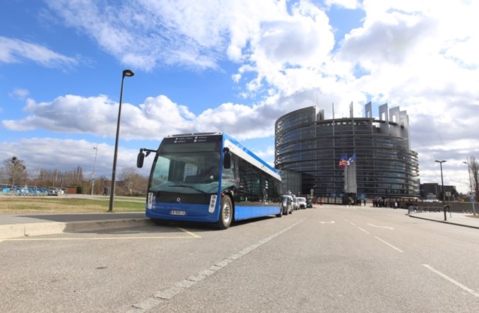 Strasburg. Pierwsze miasto kupuje autobusy Aptis