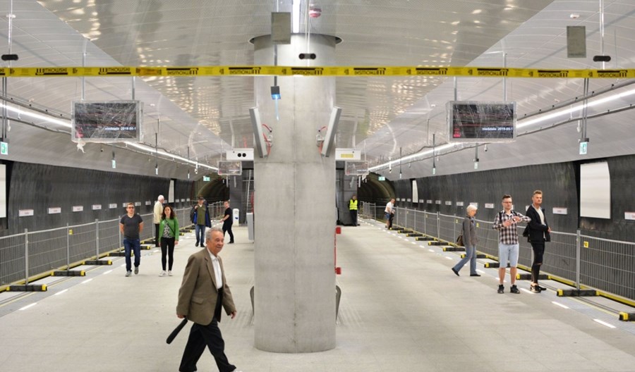 Metro na Targówek z kolejnymi opiniami. Terminy WINB bardzo odległe Metro na Targówek z kolejnymi opiniami. Terminy WINB bardzo odległe