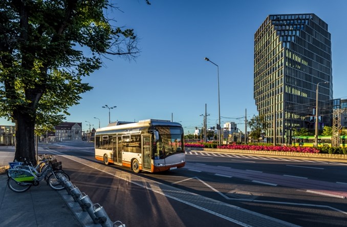 Bolesławiec. Umowa na dwa elektrobusy od Solarisa podpisana
