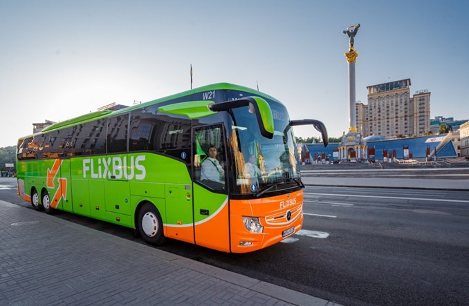FlixBus częściowo ogranicza sprzedaż biletów na Ukrainie