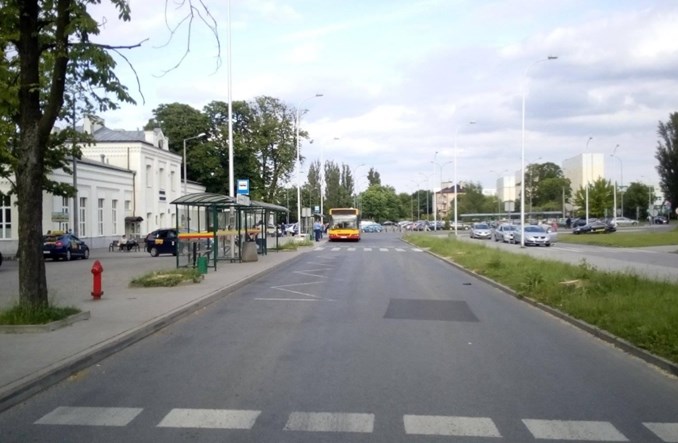 Łódź: Pętla Widzew ogołocona z drzew. „Były martwe”