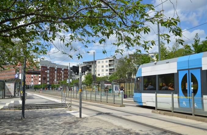 Śmierć centrum lub opłata za wjazd. Innej drogi miasta nie mają