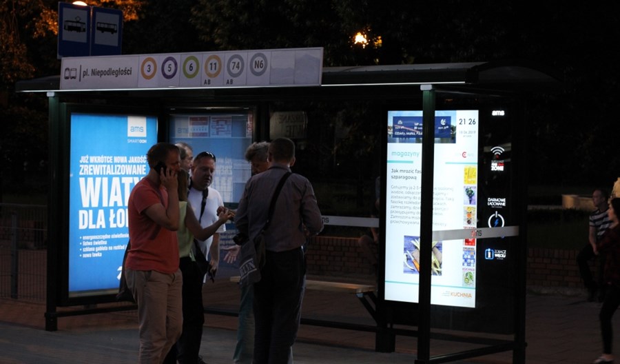 Łódź: Pierwsza wiata z WiFi. Będzie więcej Łódź: Pierwsza wiata z WiFi. Będzie więcej