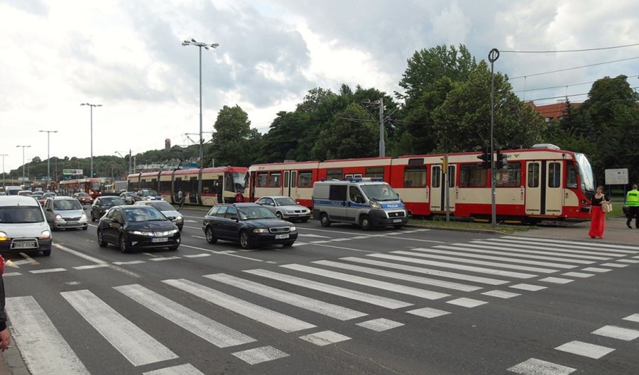 Bezpieczeństwo pieszych do Polski po prostu nie pasuje (komentarz) Bezpieczeństwo pieszych do Polski po prostu nie pasuje (komentarz)