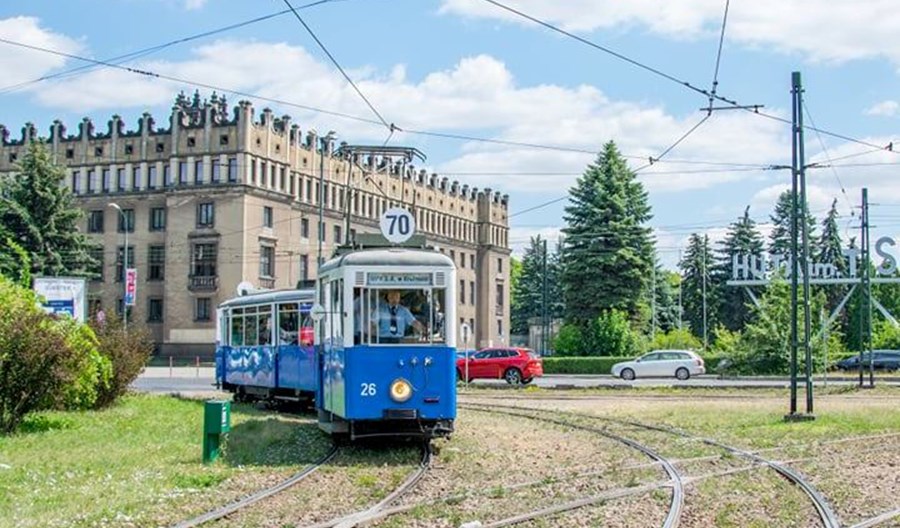 Kraków: Historyczny wagon doczepny typu ND znów na nowohuckich torach Kraków: Historyczny wagon doczepny typu ND znów na nowohuckich torach