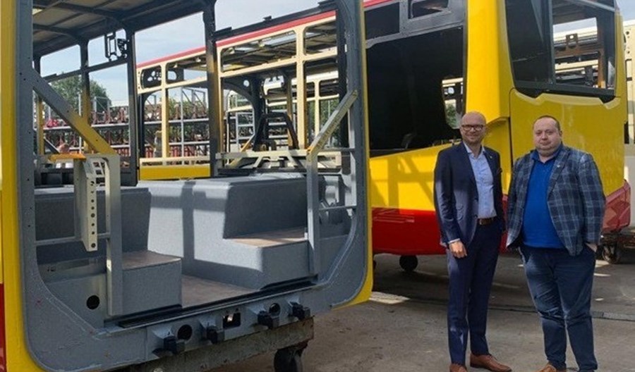 Trwa produkcja Mercedesów dla Wrocławia Trwa produkcja Mercedesów dla Wrocławia