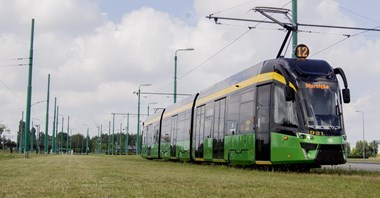 MPK Poznań prezentuje pierwszą dwukierunkową Gammę. Dostawy do końca roku