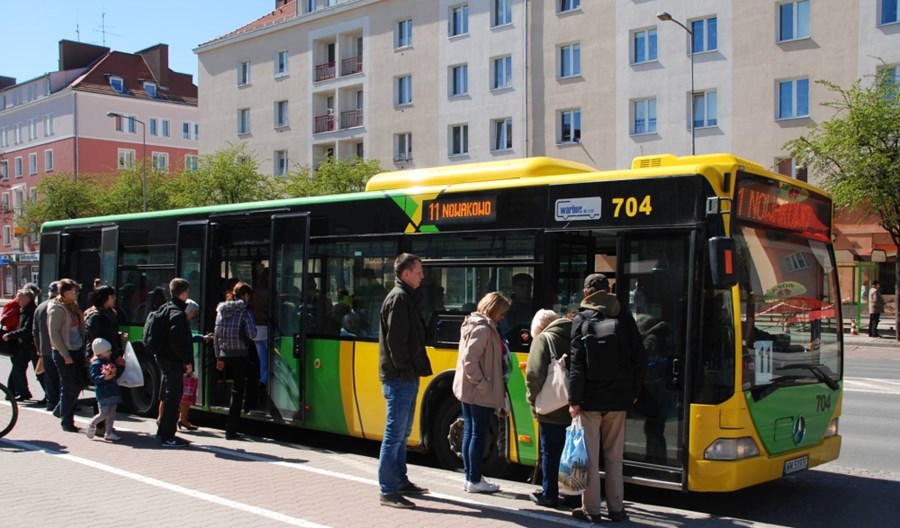 W Obornikach Arriva zastąpiła Warbusa. W Elblągu kilku przewoźników W Obornikach Arriva zastąpiła Warbusa. W Elblągu kilku przewoźników
