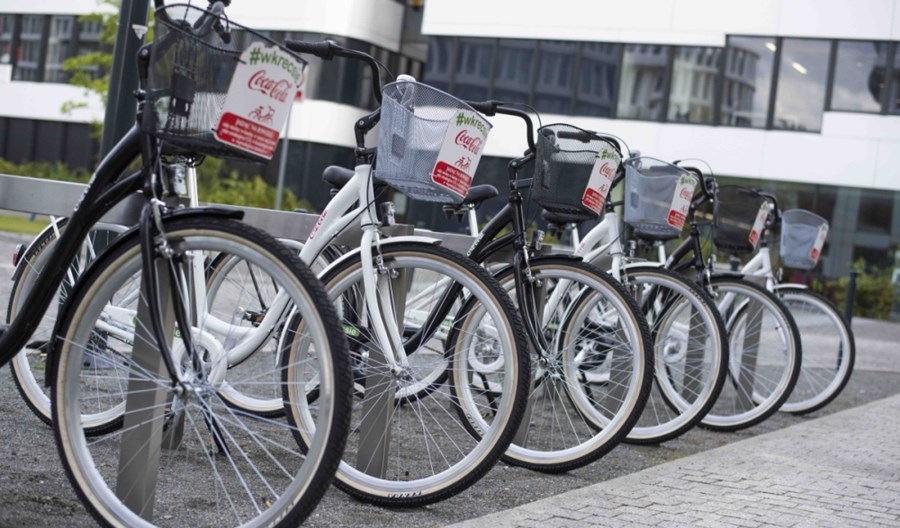 Firmy wprowadzają bike sharing na własną rękę. Np. Coca-Cola Firmy wprowadzają bike sharing na własną rękę. Np. Coca-Cola