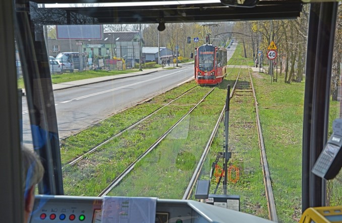 Dziewiątka bez drugiego toru, z nowymi mijankami. Tramwaje Śląskie: To wystarczy