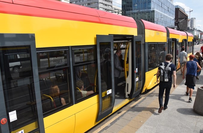 Warszawa: Dzięki priorytetom dziewiątka zaoszczędzi 10 minut