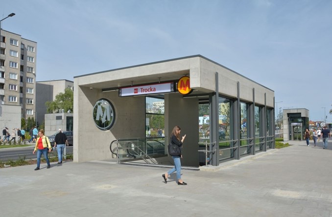 Warszawa: Kolejne autobusy pojadą do stacji Trocka