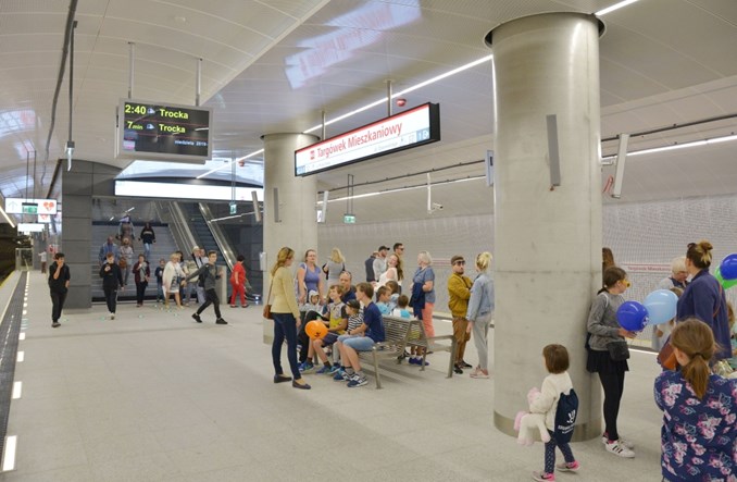 Metro na Targówek: Pasażerów przybywa. 170 tys. podróżnych na II linii