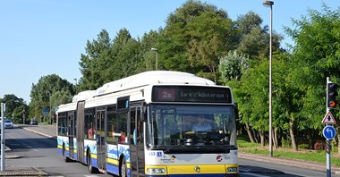 Wzorowa bezpłatna komunikacja w Dunkierce. Brak biletów to nie wszystko