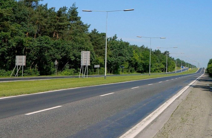 Buspas do Łomianek utknął. Przez pandemię i brak środków