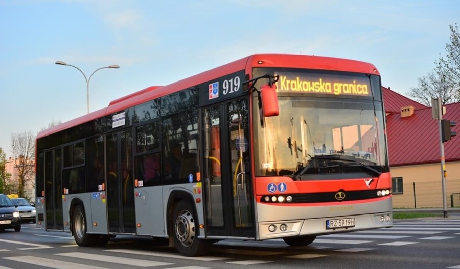 Rzeszów: Autosan zwycięża w przetargu na autobusy CNG Rzeszów: Autosan zwycięża w przetargu na autobusy CNG