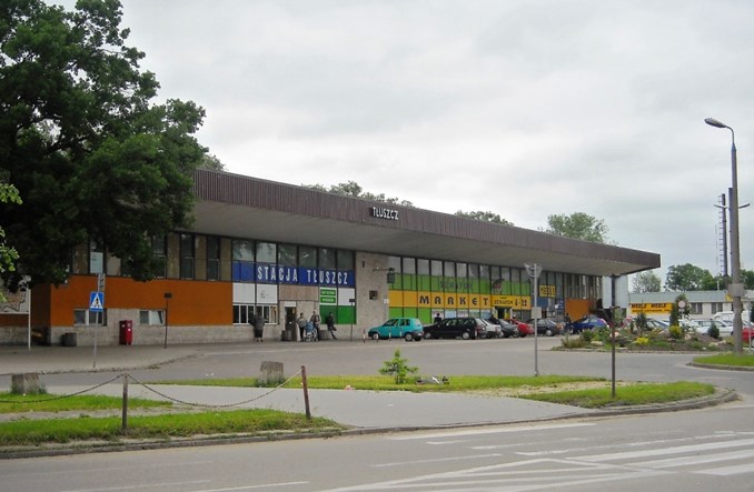 PKP SA z ofertami na projekt m.in. dworców w Koluszkach i Tłuszczu