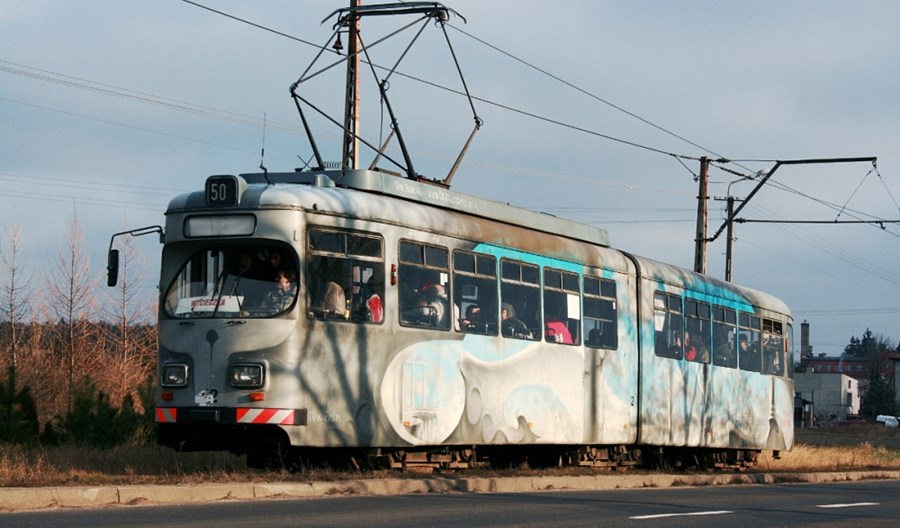 Konstantynów Ł. demontuje sieć trakcyjną nad linią lutomierską Konstantynów Ł. demontuje sieć trakcyjną nad linią lutomierską
