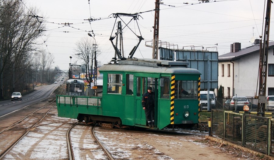 Łódź zdjęła sieć trakcyjną znad Konstantynowskiej Łódź zdjęła sieć trakcyjną znad Konstantynowskiej