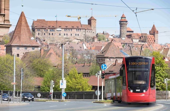 Norymberga zamawia 12 tramwajów Avenio od Siemens Mobility 